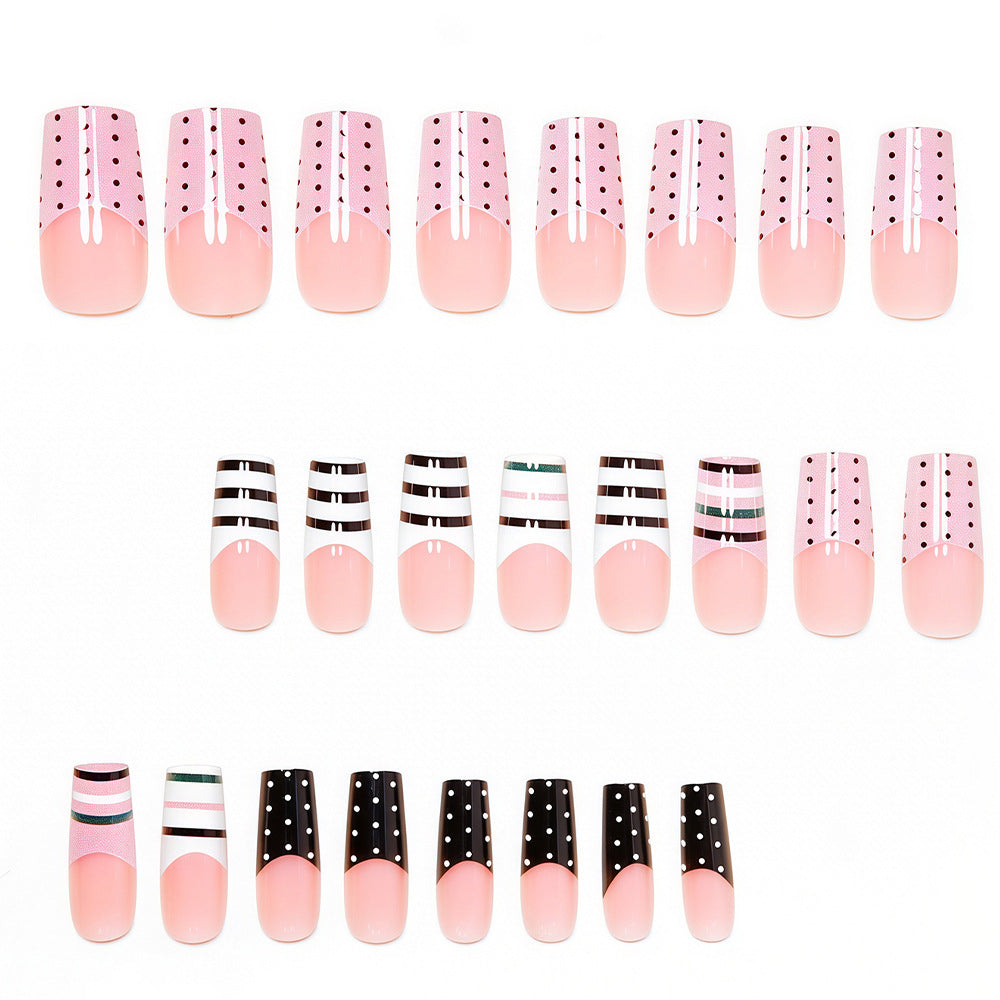 Dekorative lange Press-On Nagelkunst Tipps Brehn