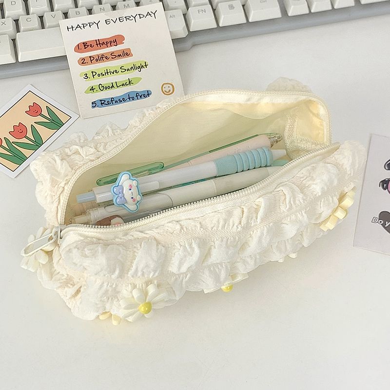 Handytasche mit Floralem Detail Brehn