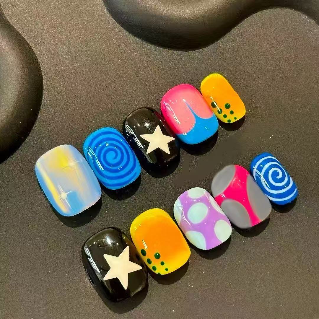Künstlerisches katzenmotiviertes Press-On-Nagelkunstset Brehn