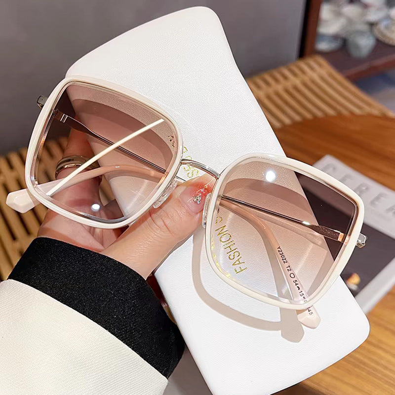 Damen oversized Sonnenbrille mit elegantem Metallrahmen und polarisierten Gläsern Brehn