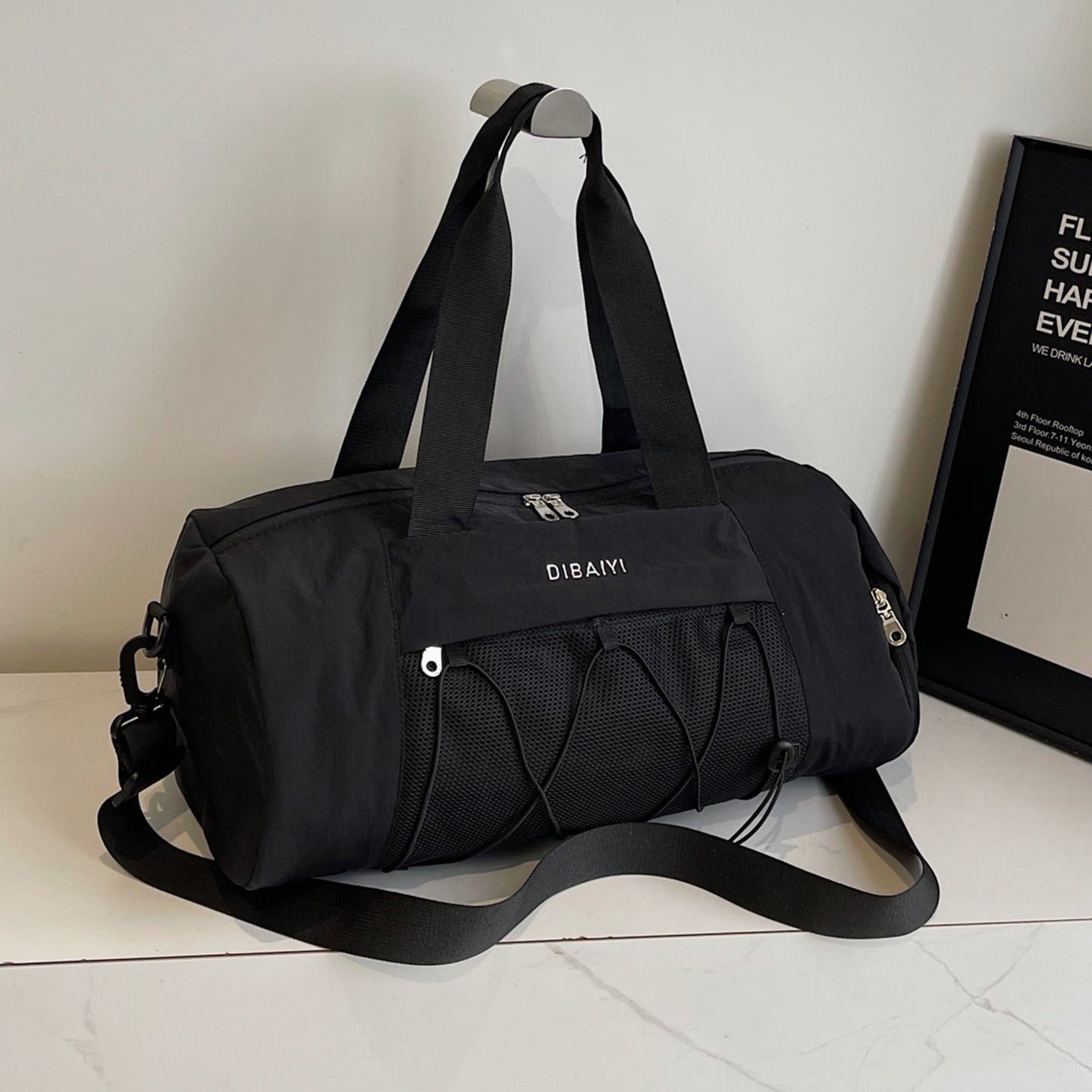 Multi-Taschen Fitness Duffel Brehn