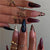 Künstlerisches Stiletto Press-On Nagelkunstset mit einzigartigen Mustern Brehn