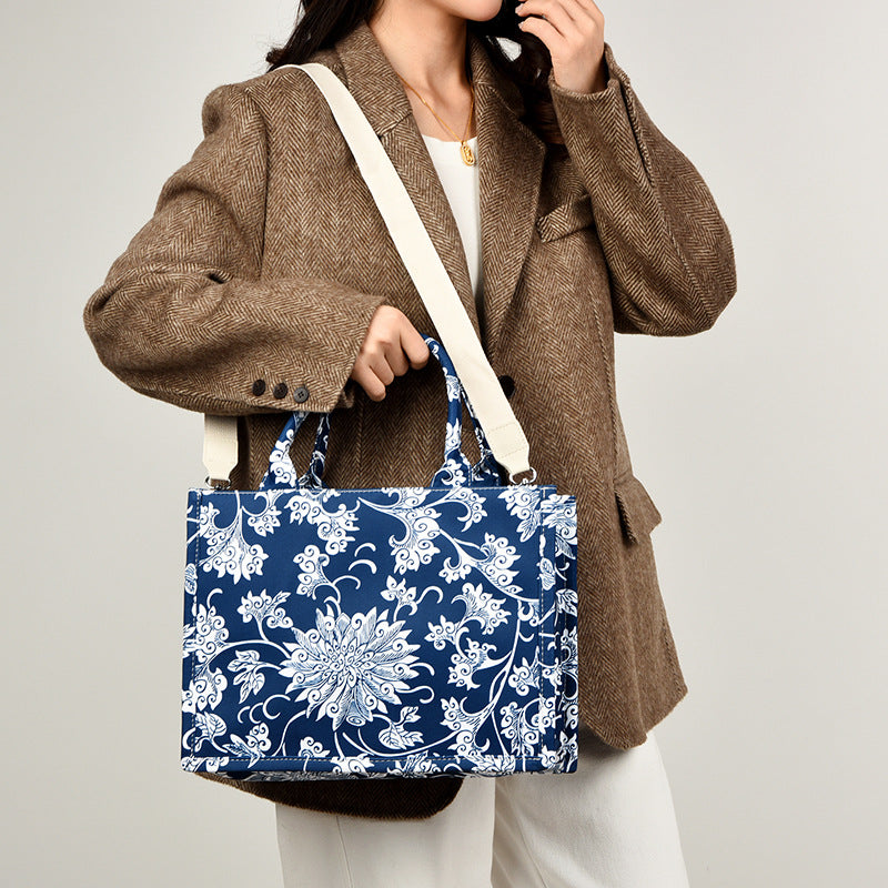 Blumenmuster Schultertasche Brehn
