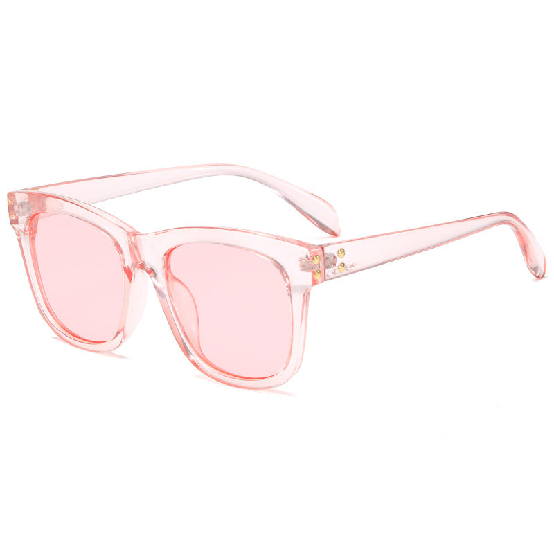 Damen modische Sonnenbrille im zeitgemäßen Design Brehn
