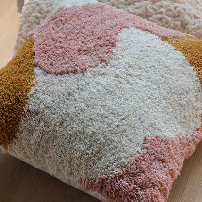 Quadratischer Samt-Kissenbezug mit dekorativem Rüschenrand und Soft‑Touch Oberfläche Brehn