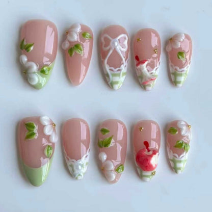 Künstlerisches Floral- und Stern-Applikationen Press-On Nagelset Brehn