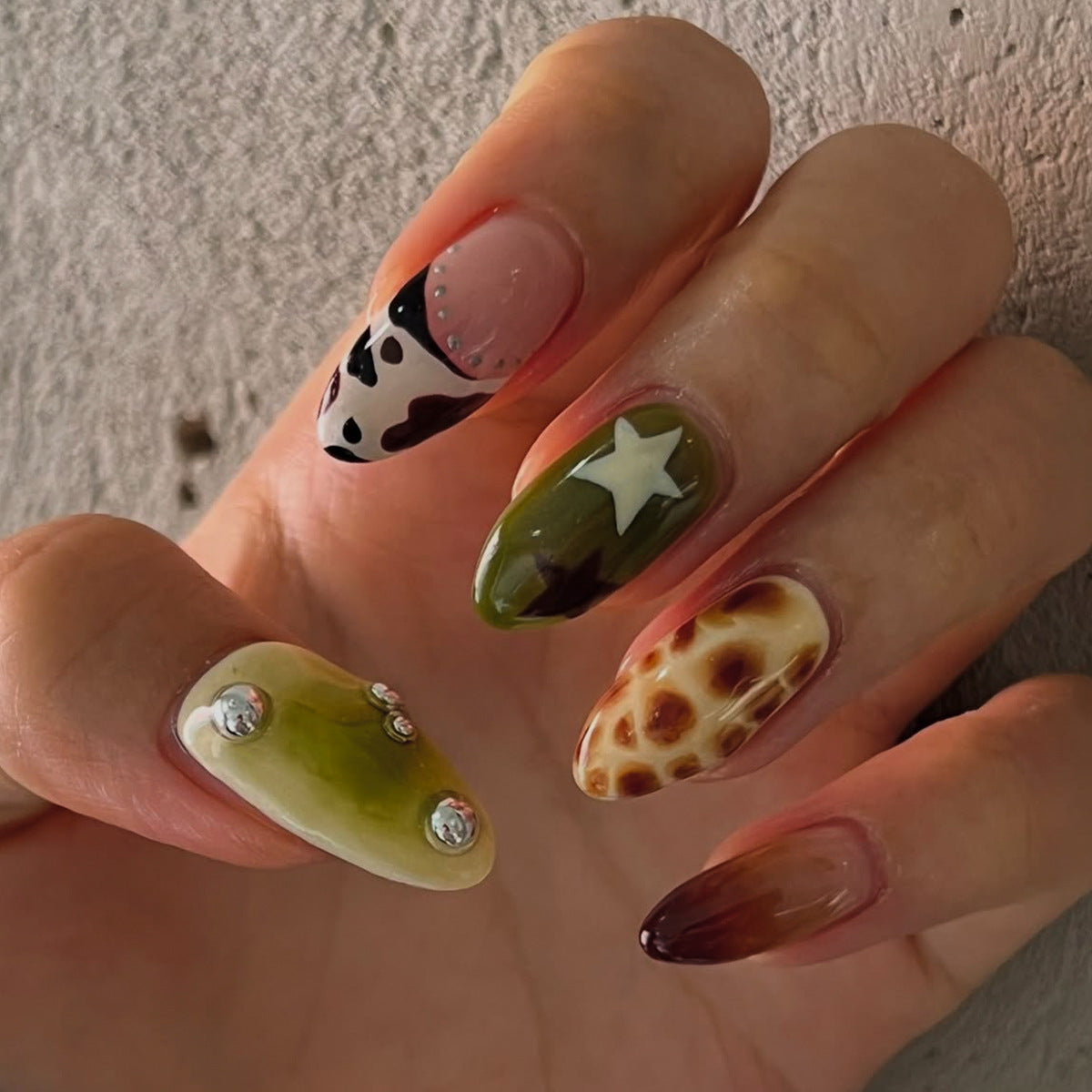 Kreative Kunstnägel mit Einzigartigen Tiermotiven Brehn