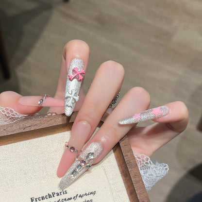 Luxus Themed Press-On Nageldesigns Brehn