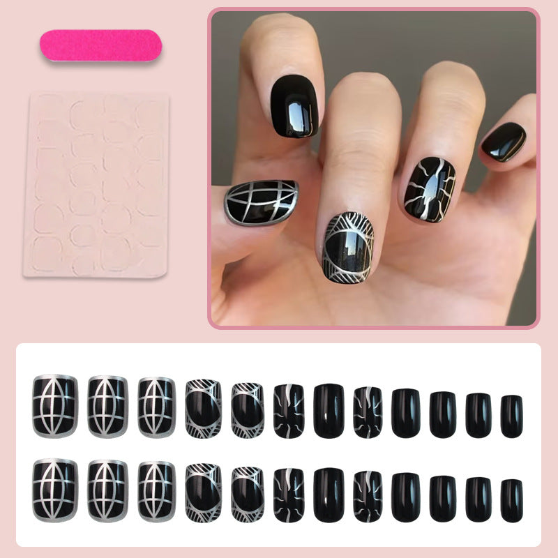 Kunstnagelset mit geometrischem Design Brehn