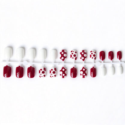 Dekorativer Punktmuster Nagelkunst