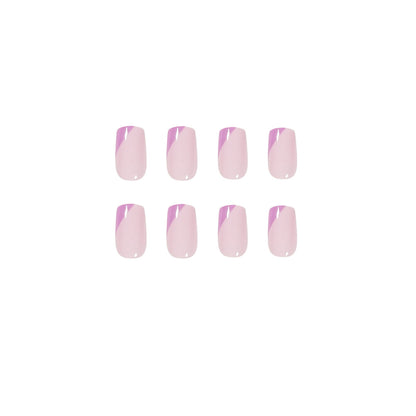 Kunstvolle Nagelkunst mit modernem French-Tip Design Brehn