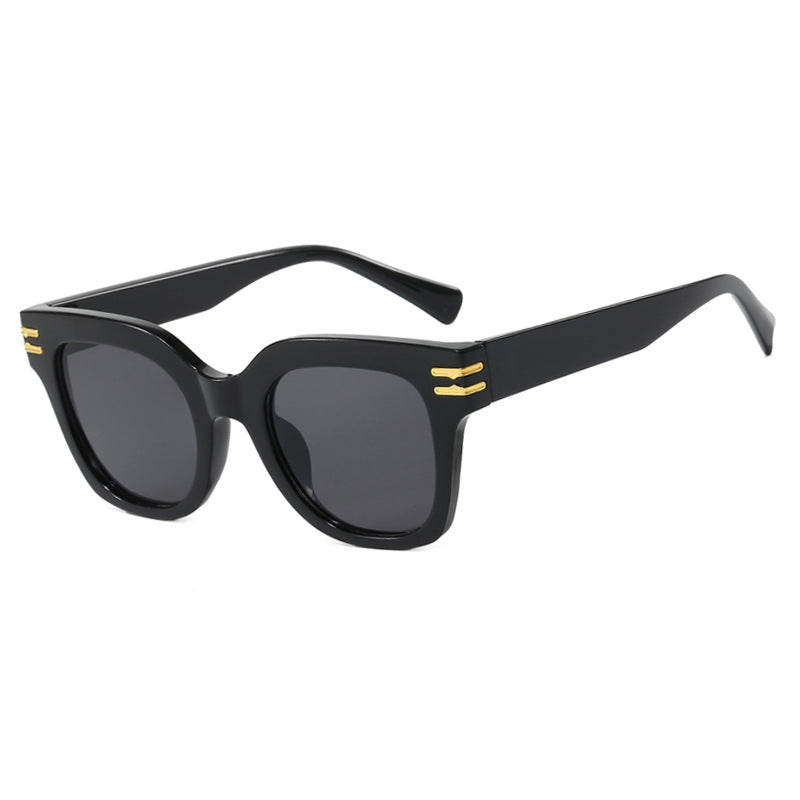 Damen modische Sonnenbrille mit eleganten Akzenten Brehn