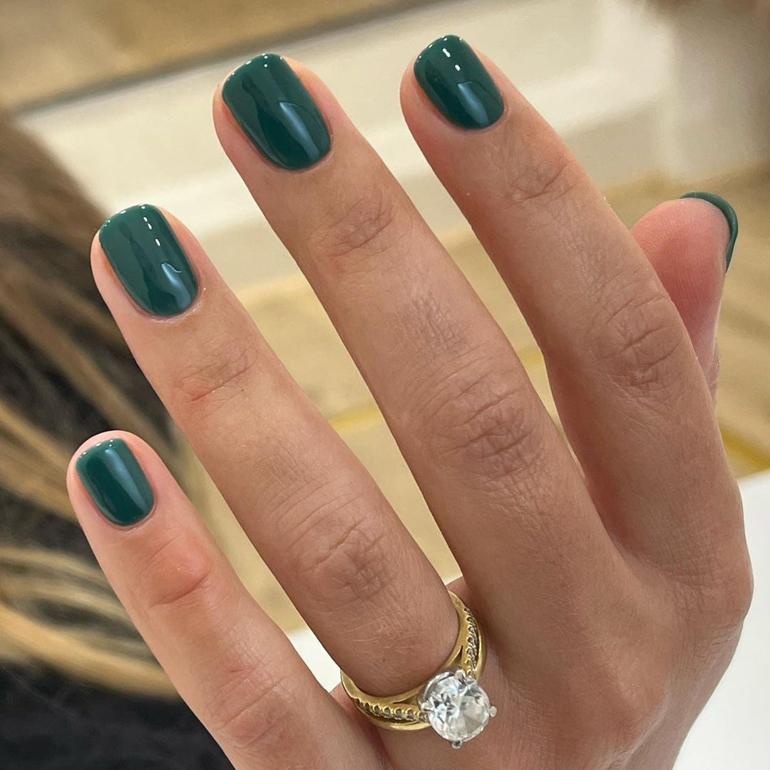 Glamouröse Nagelkunst mit Hochglanz-Finish Brehn