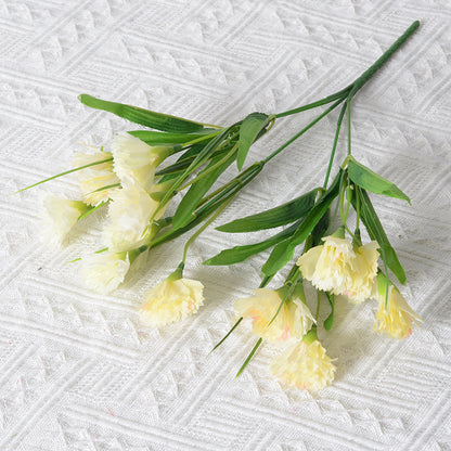 Künstlicher Nelkenblumenstrauß