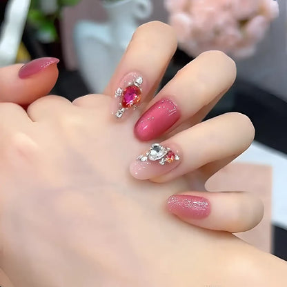 Dekorative Glam Nagelkunst Extensions