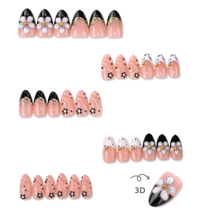 Künstlerisches Press-On-Nageldesign-Kit