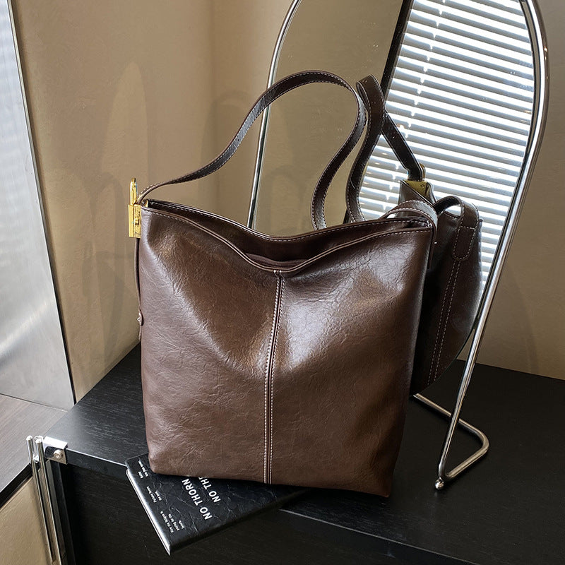Minimalistische Leder Schultertasche
