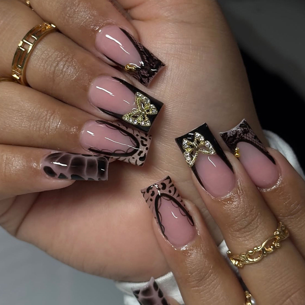 Luxuriöse 3D-Gradient-Nagelkunstverlängerungen Brehn