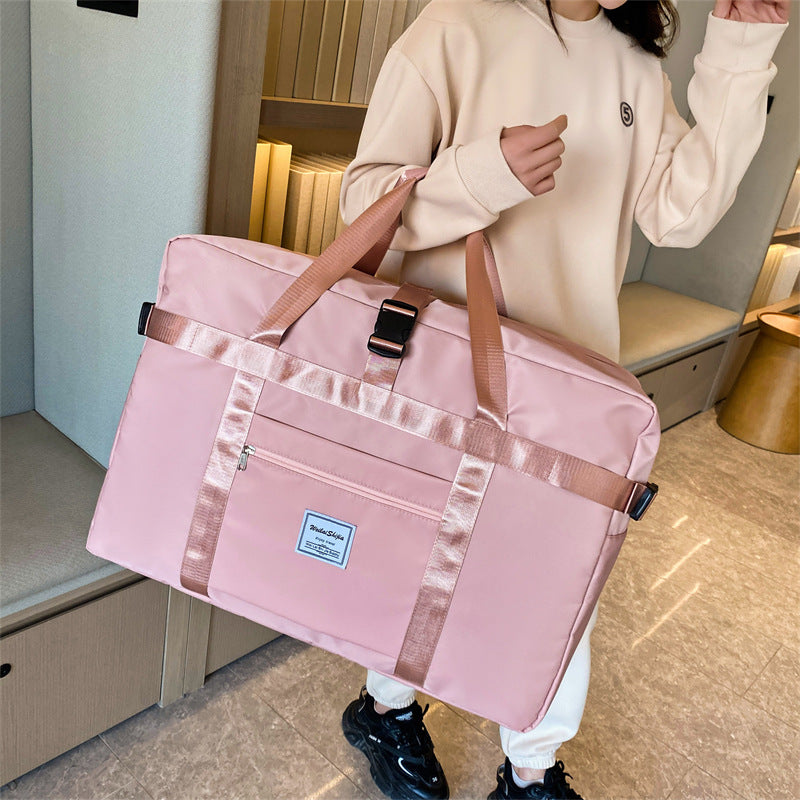 Große Sport-Duffel-Tasche Mit Strapazierfähigem Außenmaterial Und Cleverer Fächerausstattung Brehn