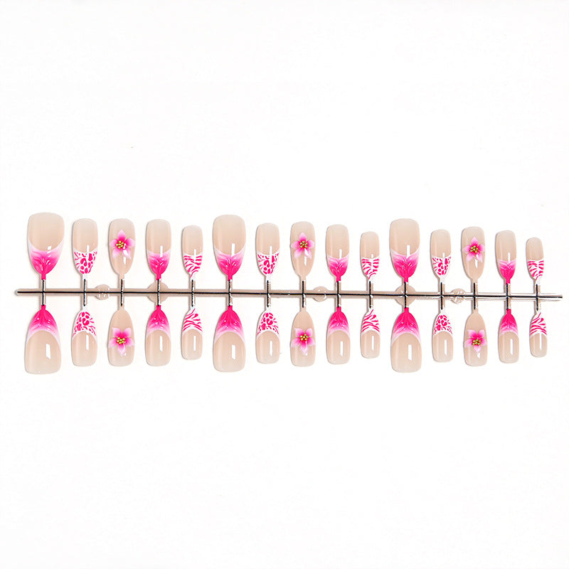 Kunstnagel-Set mit floralem Design und Glitzerdetails Brehn