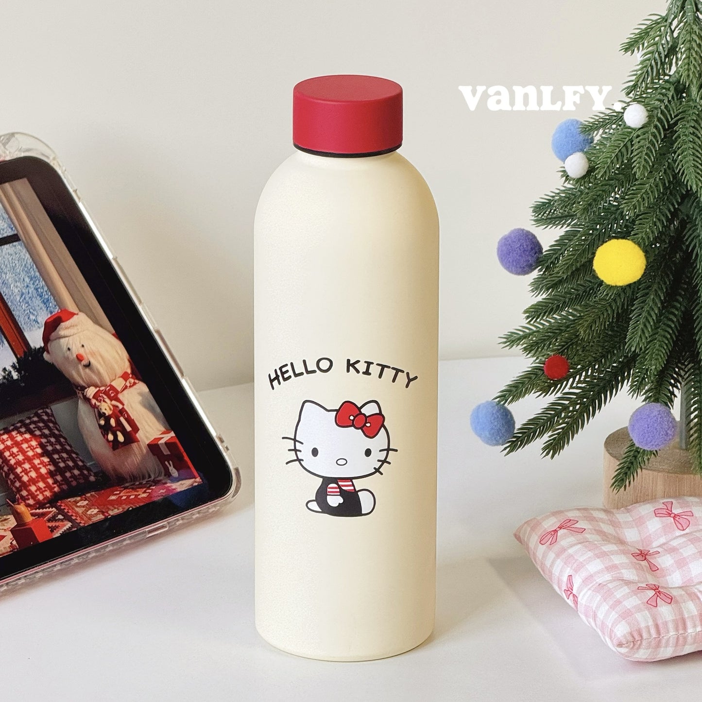 Damen Isoliertrinkflasche mit fröhlichem Hello Kitty Motiv Brehn