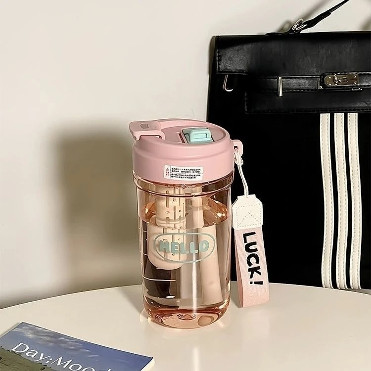 Damen stilvolle Trinkflasche mit integriertem Tragesystem Brehn