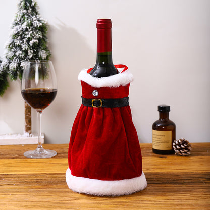 Dekorative Weinflaschenhülle im Weihnachtsmann-Look Brehn
