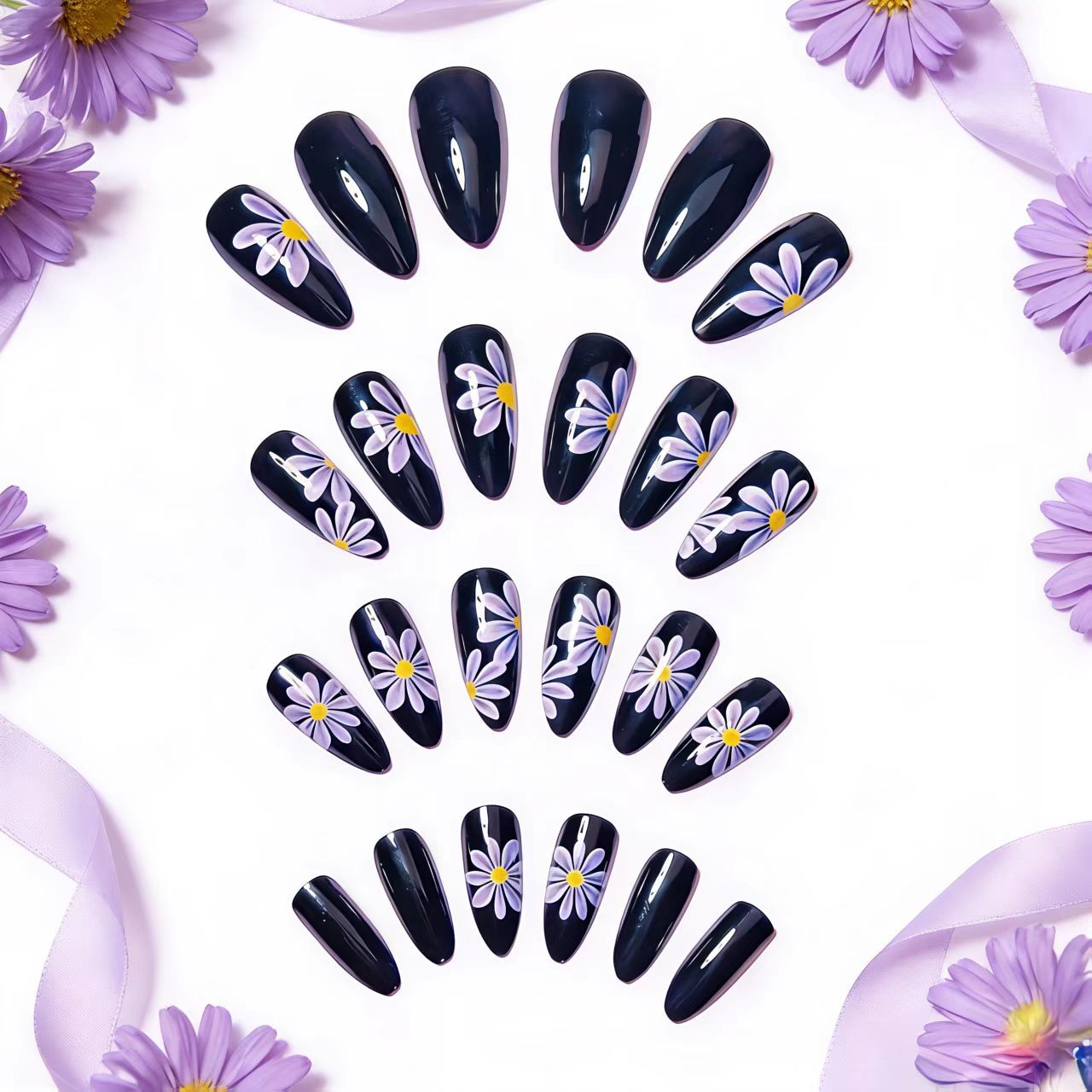 Kunstnägel mit Floralen Motiven und Elegantem Design Brehn