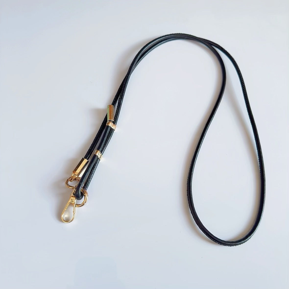 Verstellbares Multi-Use Lanyard mit dualen Clips Brehn