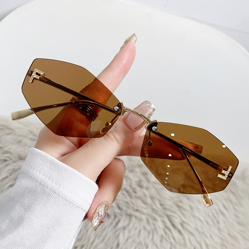 Damen Designer-Sonnenbrille mit innovativem sechseckigem Rahmen Brehn