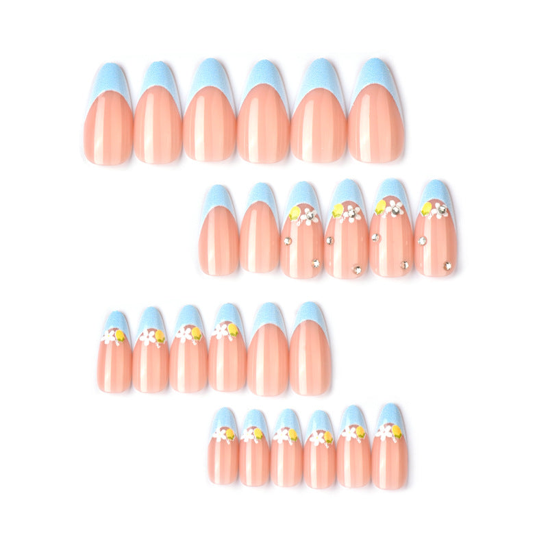Künstlerische florale und mit Juwelen verzierte Press-On Nail Art Brehn