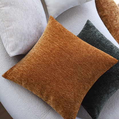 Quadratischer Kissenbezug aus soften Chenille-Samt mit melierter Struktur Brehn