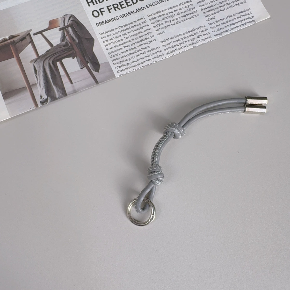 Stylischer Leder-Schlüsselanhänger Halter Brehn