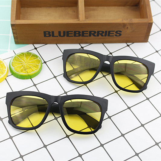 Damen Sportliche Sonnenbrille mit polarisierenden Gläsern Brehn