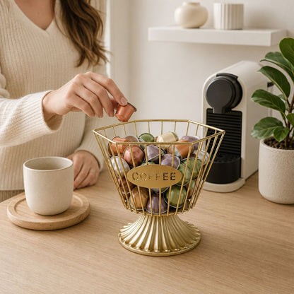 Dekorativer Kaffeetassenhalter