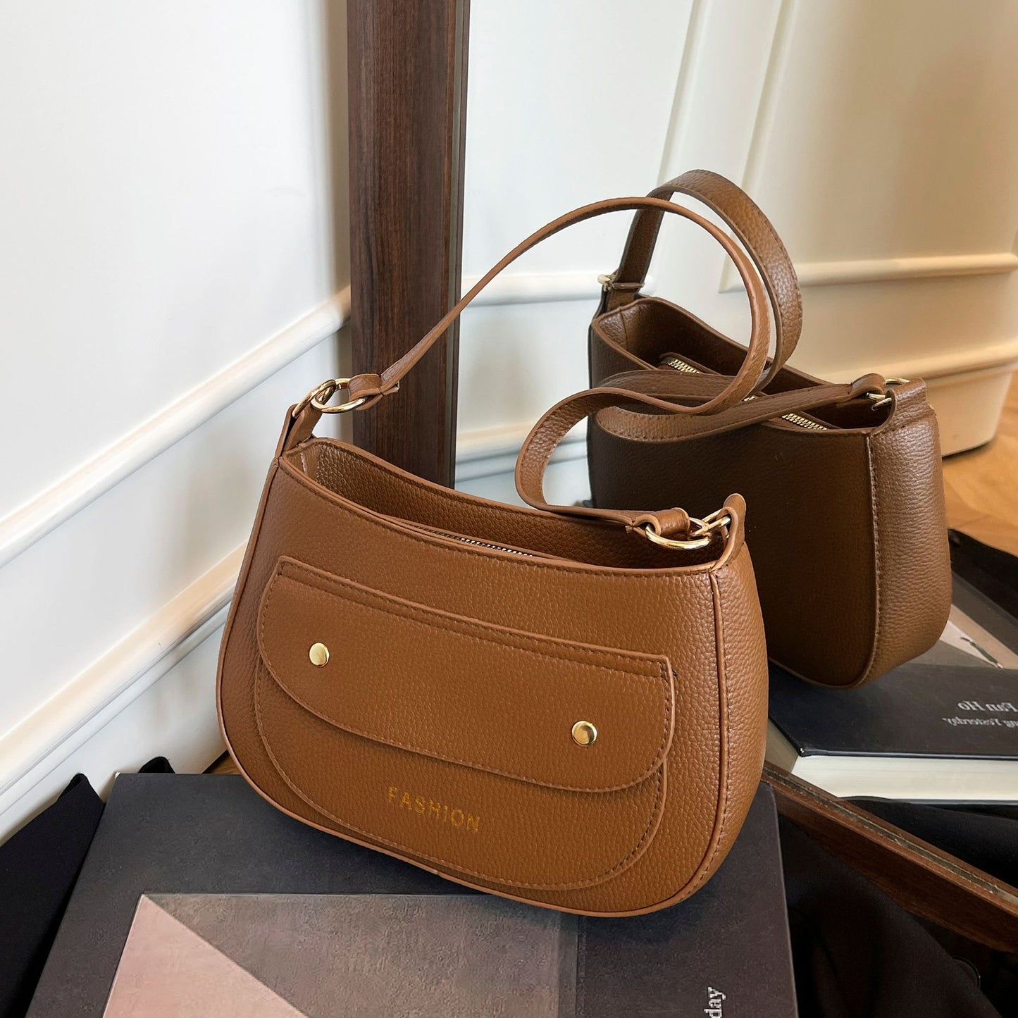 Stylische Sling-Handtasche Brehn