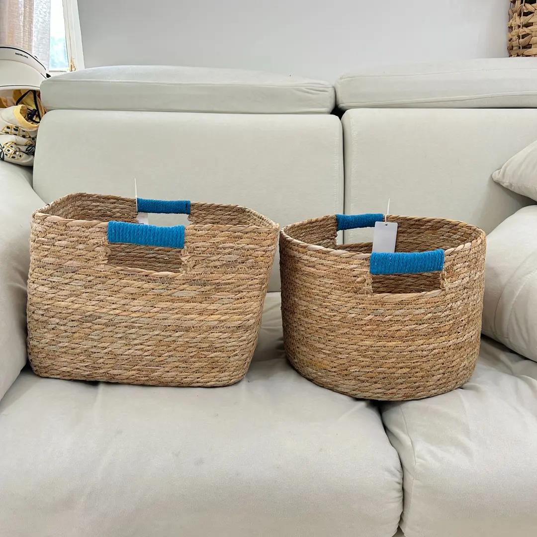 Stylischer Aufbewahrungskorb Aus Geflochtenen Naturfasern Brehn