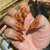 Künstlerisches Press-On Nagelset mit kosmischem Design Brehn