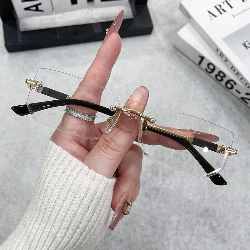Damen stilvolle Designer-Brille mit multifunktionalen Gläsern Brehn