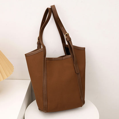 Minimalistische Zip-Top Handtasche Brehn