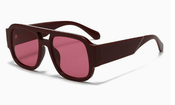 Moderne retro-inspirierte quadratische Sonnenbrillen Brehn