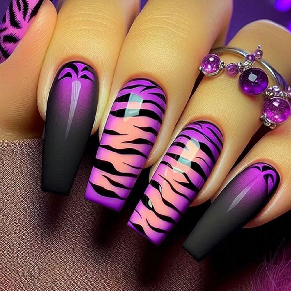 Elegante Kunstnagelverzierung Brehn