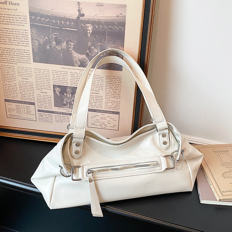 Schlanke Ledertasche