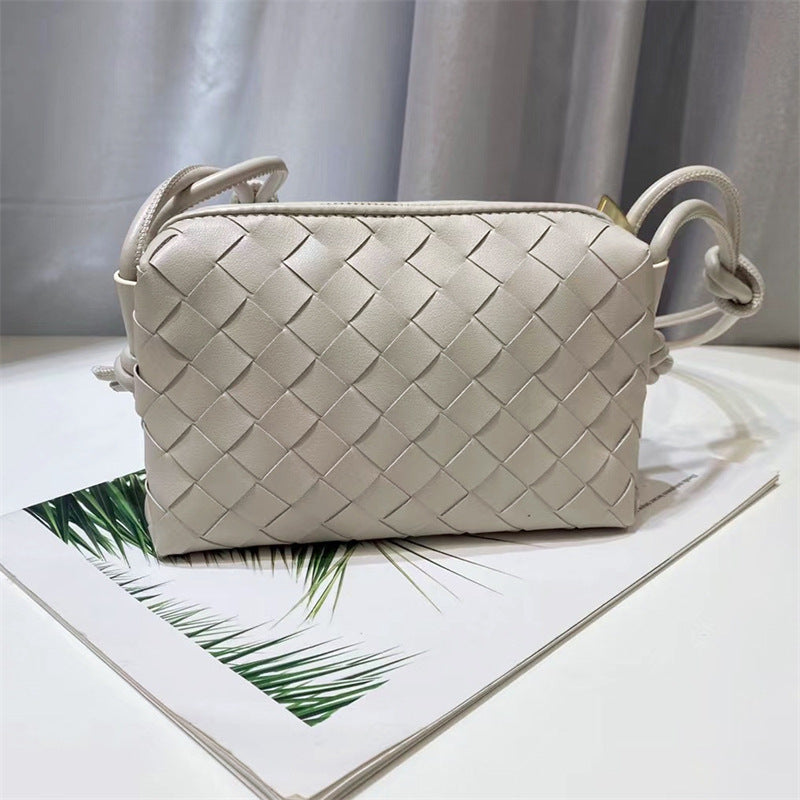 Elegante Geflochtene Umhängetasche Brehn