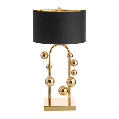 Moderne Skulpturale Tischlampe mit geometrischem Design
