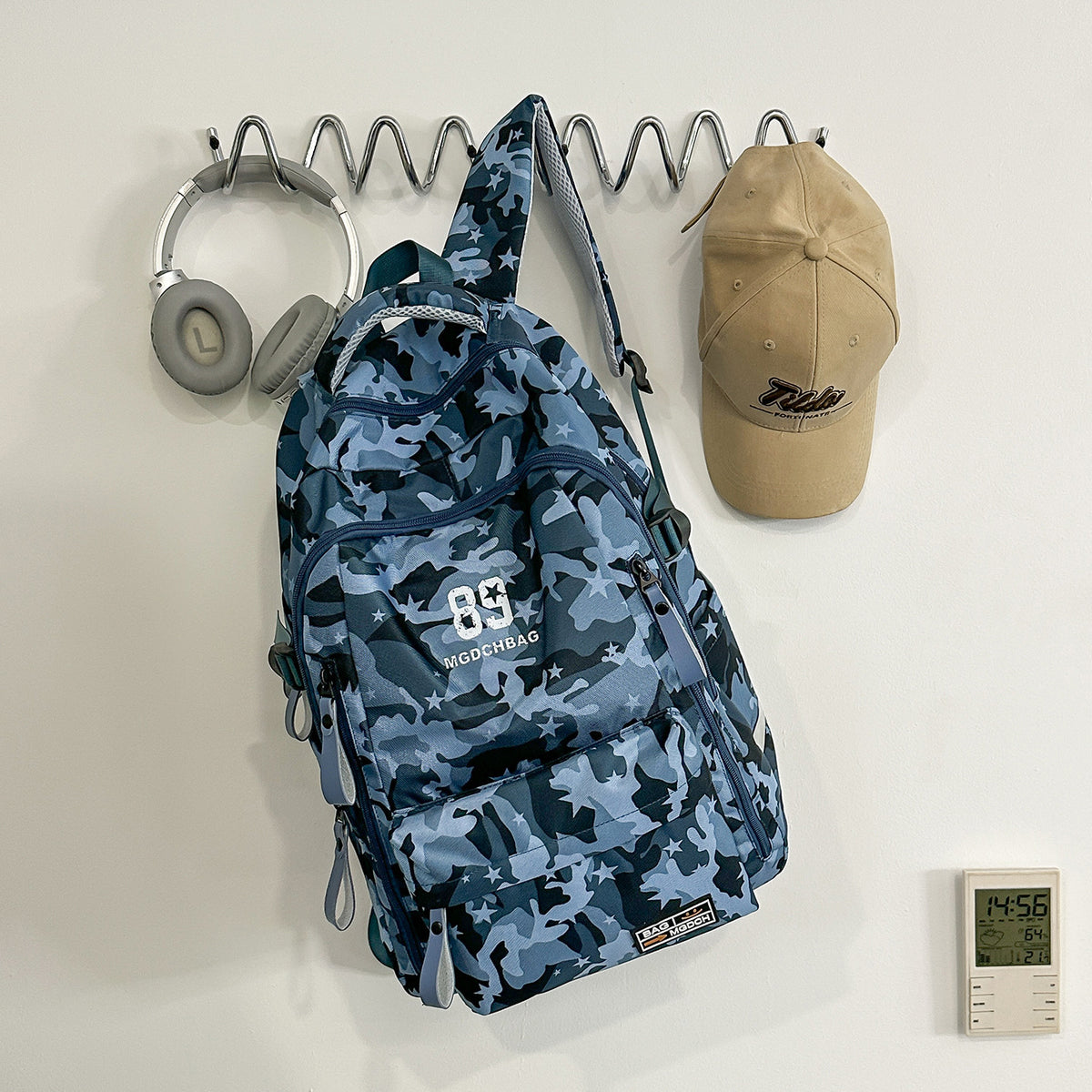 Vielseitiger Camouflage-Rucksack mit Multi-Taschen-Design Brehn