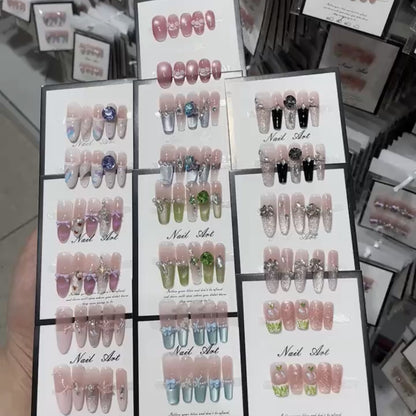 Dekorative Press-On Nagelkunst Kollektion