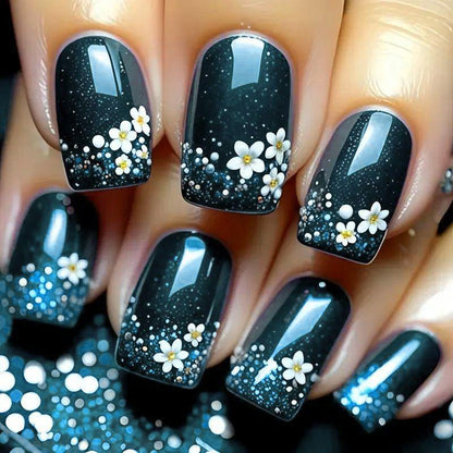 Halloween Kunstnagelset mit kreativen Motiven und glitzernden Details Brehn