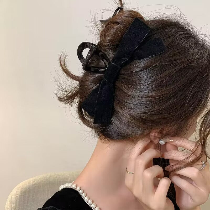 Elegante Doppelbogen-Haarspange Brehn