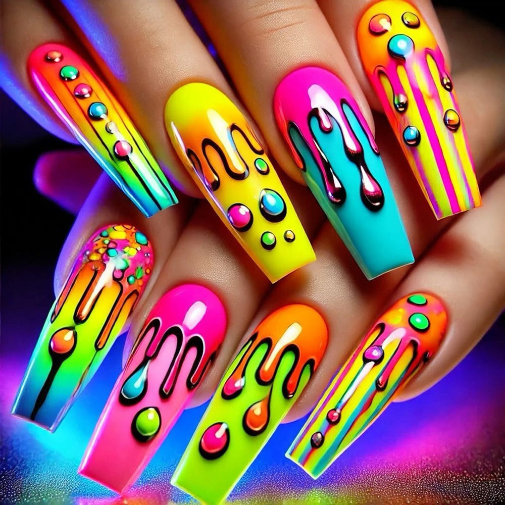 Kunstvolle 3D Nagelkunst Brehn